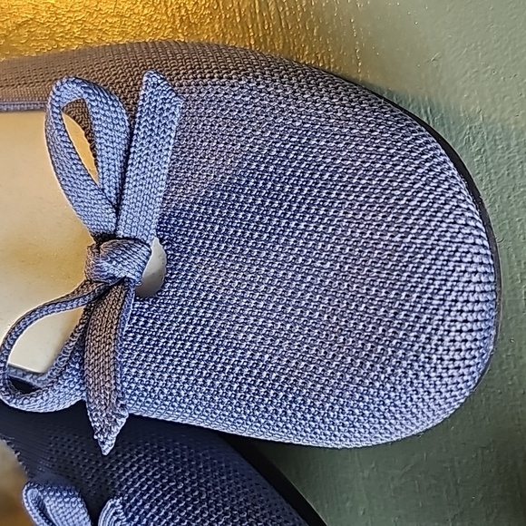 Clark's cloudsteppers cloth flats. With bow. Size 9. Very good used cond… - Picture 2 of 10